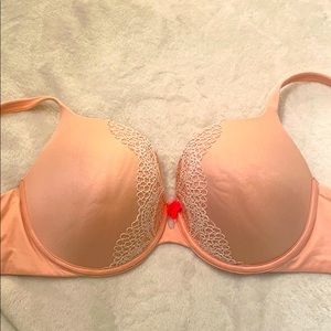Light pink bra
